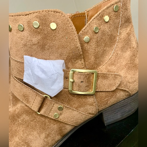 a.n.a Cognac Alford Ankle Boot size 9.5W - Picture 2 of 9